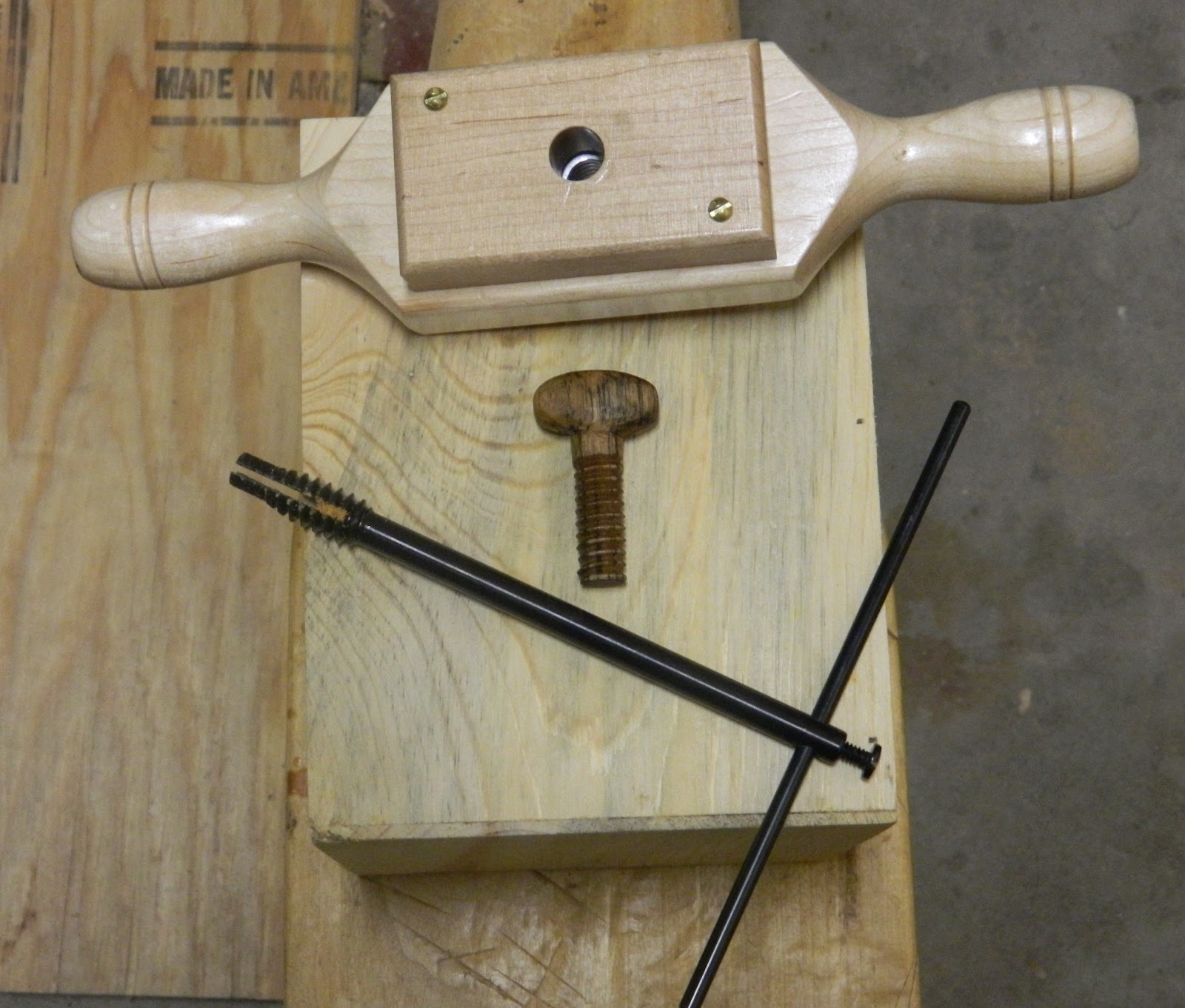 Frontier Carpenter Screw Boxes and Wooden Threads