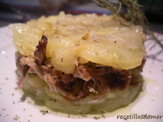 Codillo De Cerdo Con Patatas Panadera
