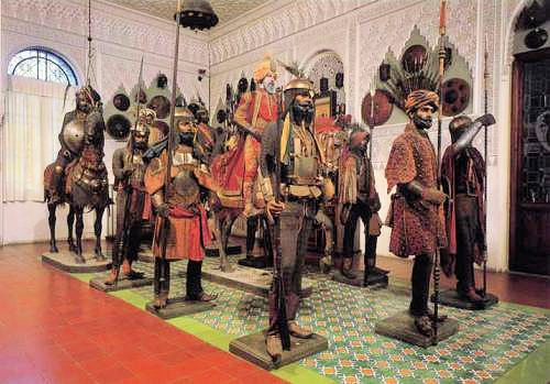 The Islamic Armoury Salon. Photo: Courtesy of the Stibbert Museum. Unauthorized use is prohibited.