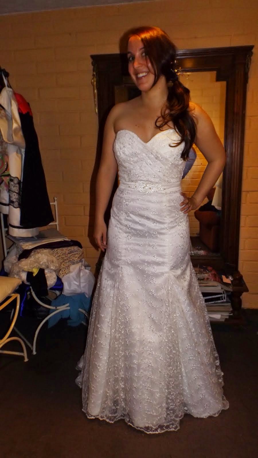 Vestido de novia en encajes 2015