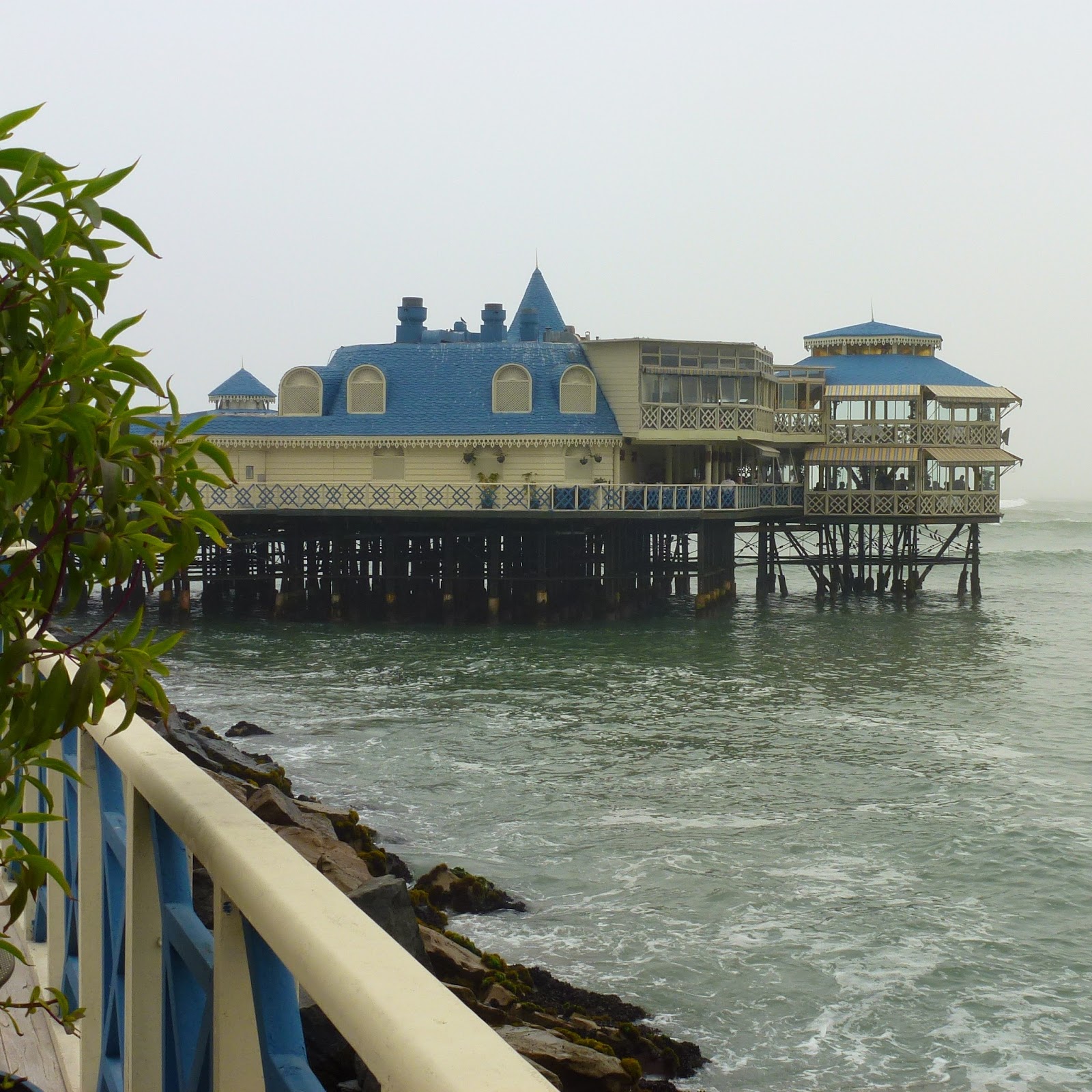 Mundo Avenio Restaurante La Rosa Náutica de Lima