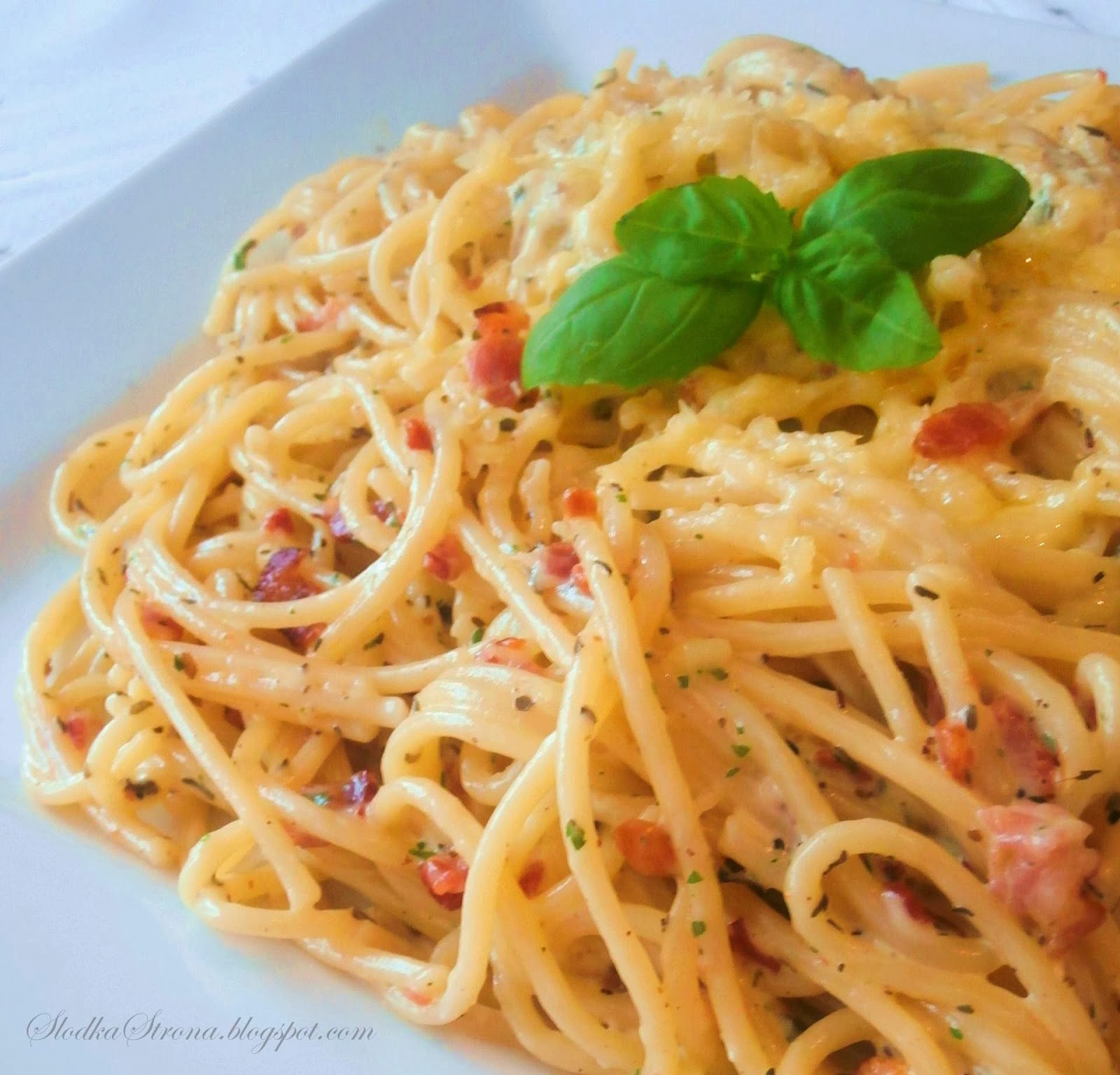 Spaghetti Carbonara - Przepis - Słodka Strona