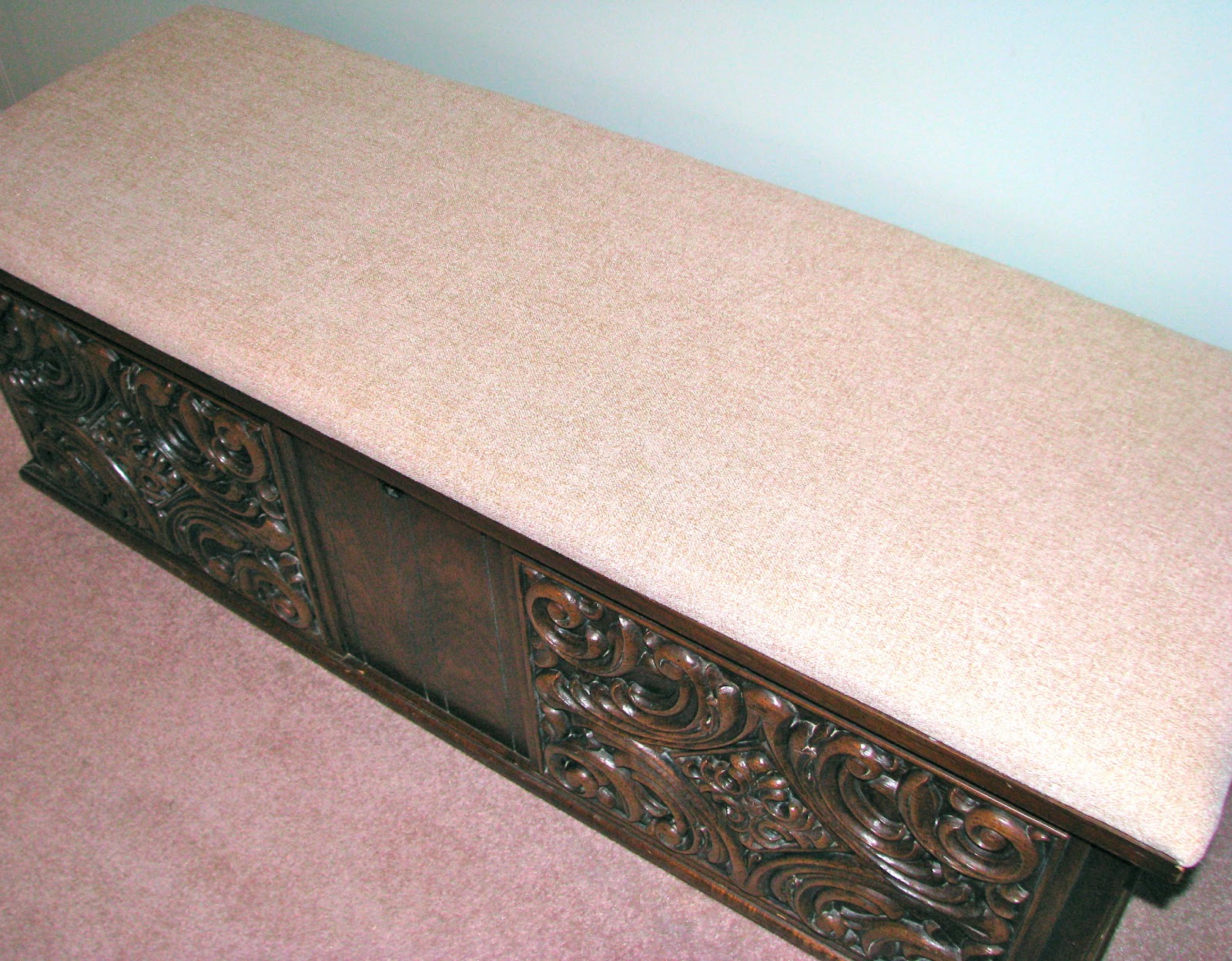 HomeMadeville Your Place for HomeMade Inspiration How to Reupholster