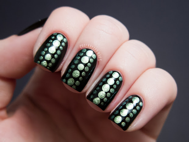 reptilian dot nail art chalkboard