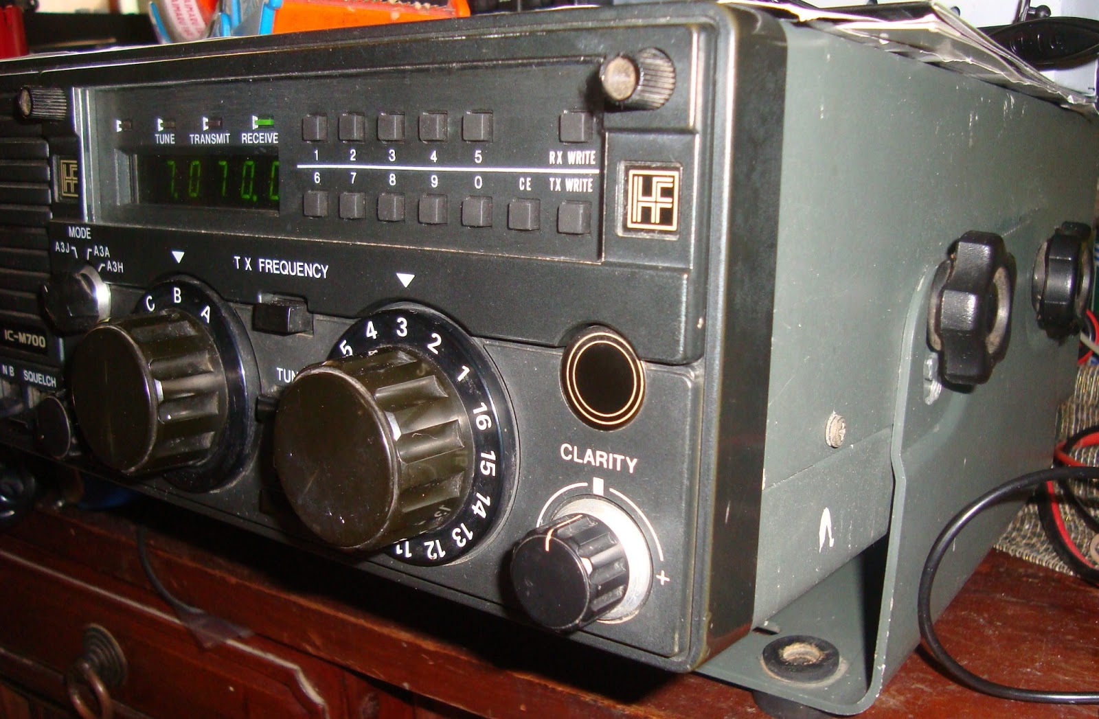 RADIO SELLER M 700 HF Transceiver (SOLD)