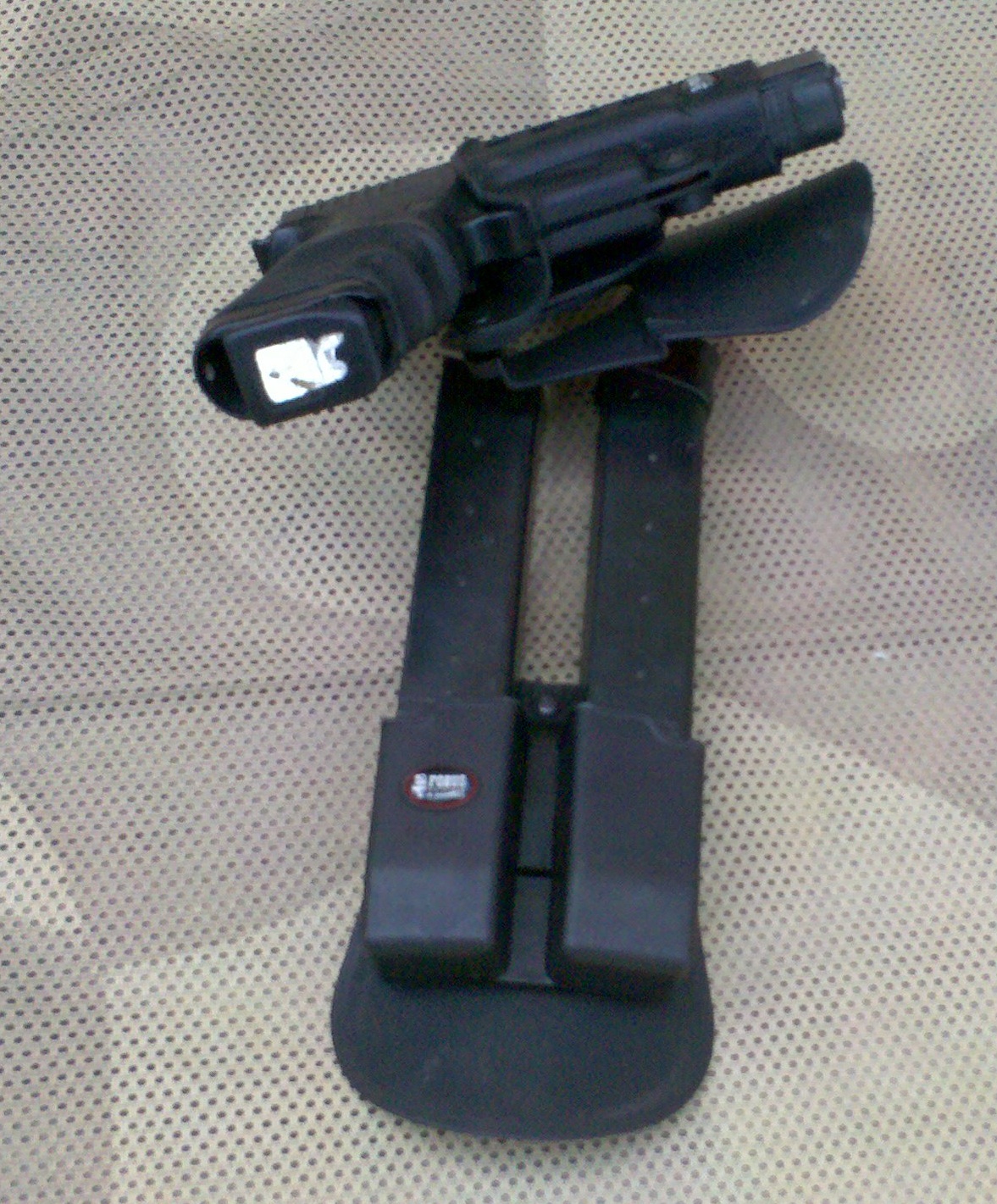 glock 33 round mag pouch
