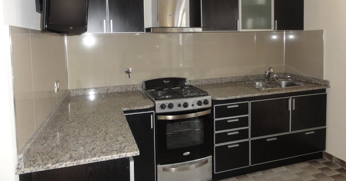 Diseños en Madera: COCINA