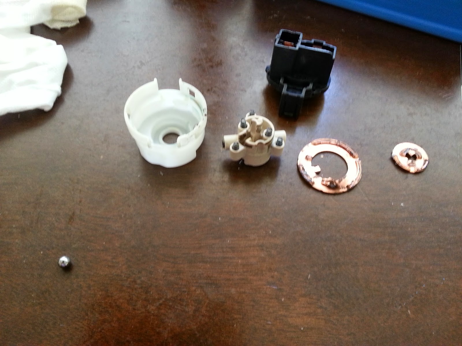 Can I fix it, yes I can Mazda bravo B2500, Ford courier ignition