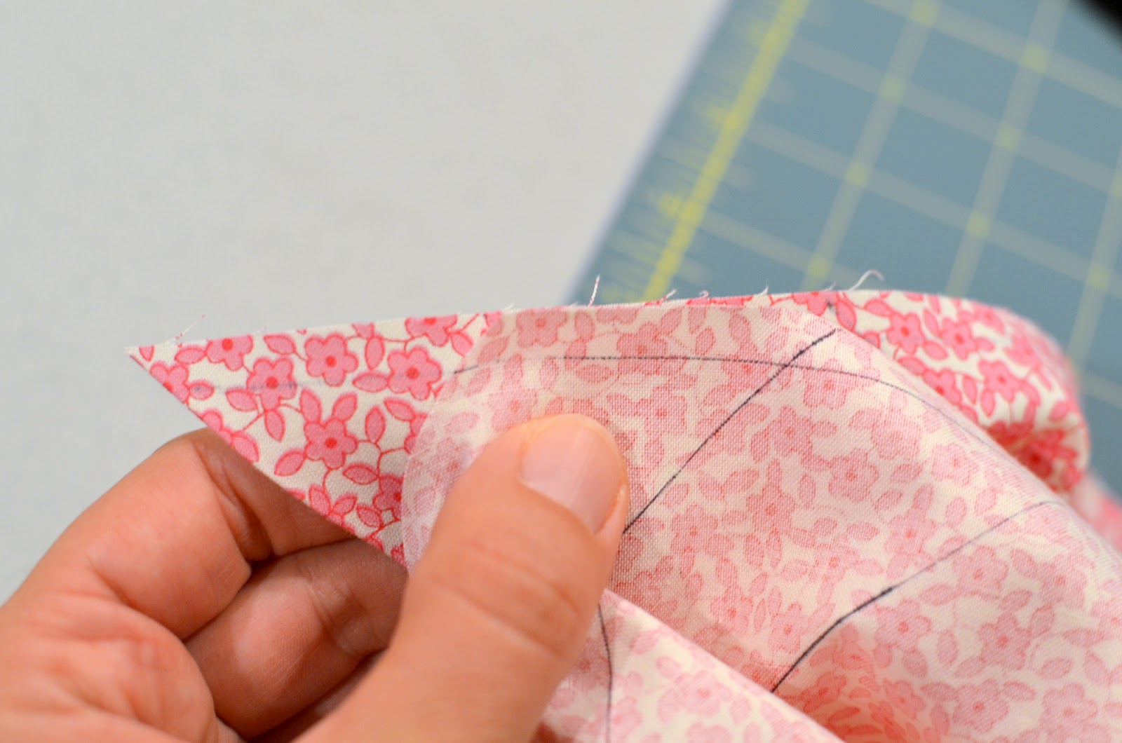 Jane of all Trades Bias Tape Made Easy tutorial (with a sneaky trick)