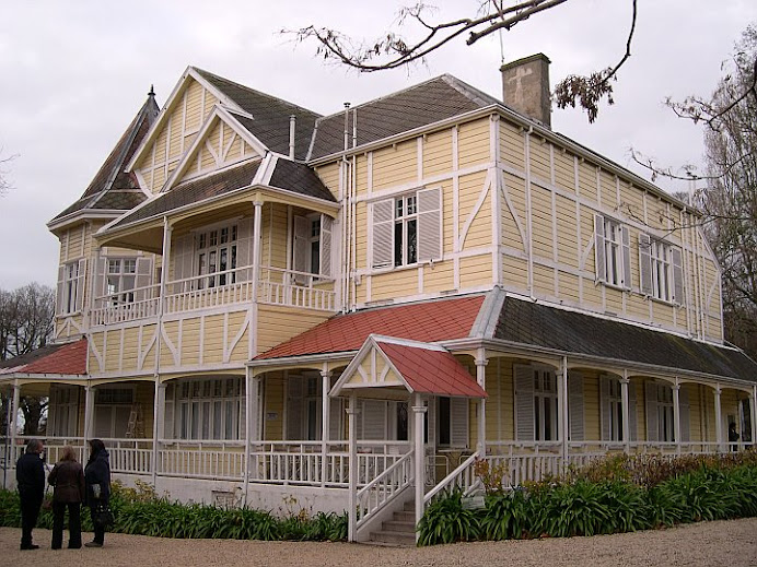 VILLA VICTORIA