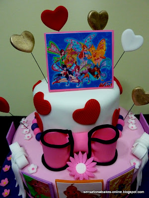 Birthday Cakes Singapore on Club Birthday Fairies 3d   Chandelle  2 Tier Cake Singapore   Cakes