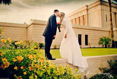 Romantic Wedding Couple Photography - Amazing Wedding Photography