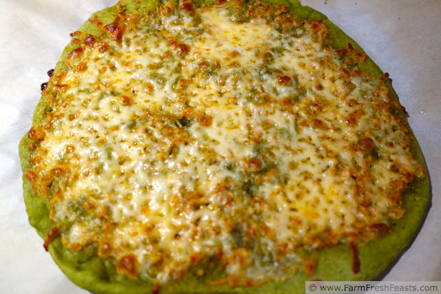 http://www.farmfreshfeasts.com/2013/01/not-so-simple-cheese-pizza-fresh-tomato.html