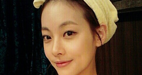 oh yeon seo wearing shower gown al mubins oh yeon seo wearing shower gown al mubins