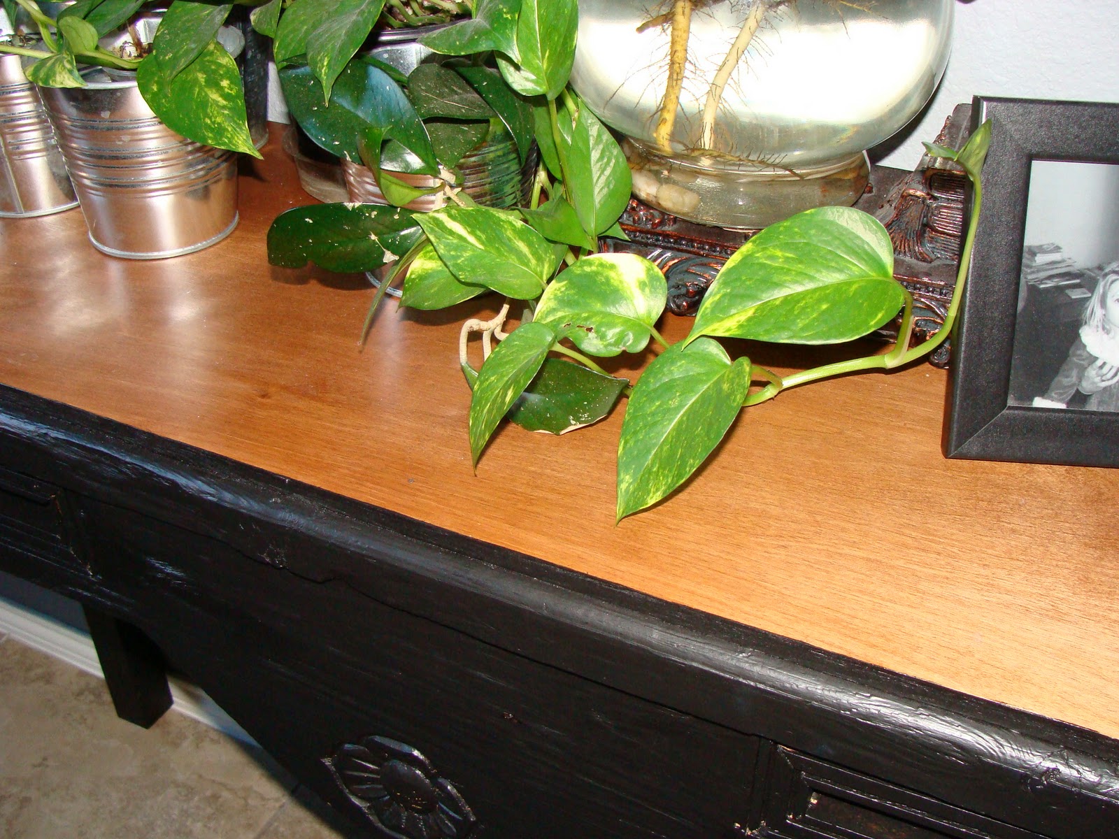 Two Moms And A Truck Redoing Table Top's, by Kellie