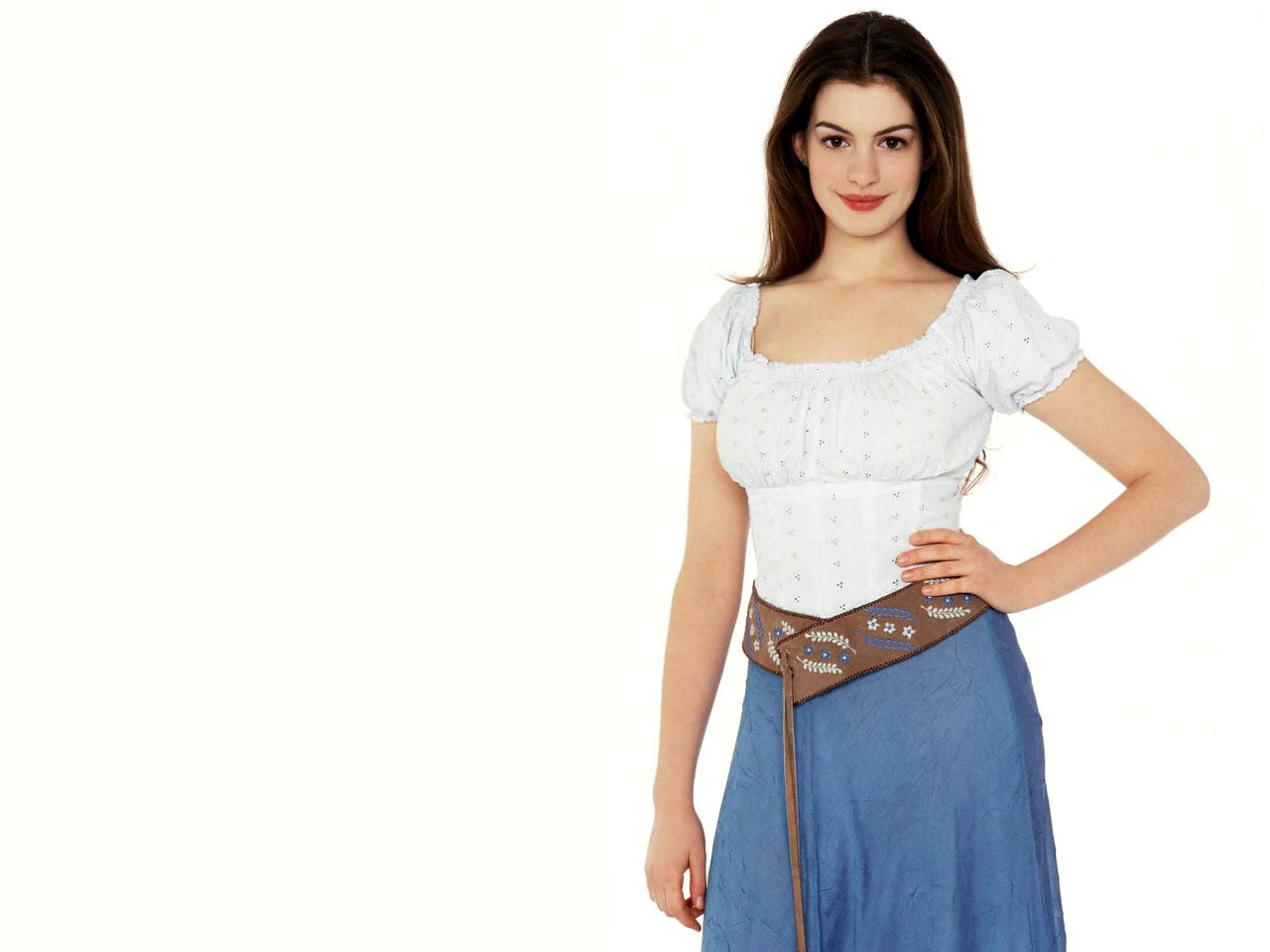 upskirt artis: Hot Anne Hathaway