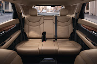 2017-Cadillac-XT5-16.jpg