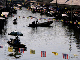 MERCADO FLOTANTE DE AMPHAWA. TAILANDIA