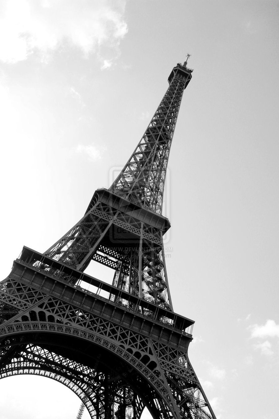 Paris Eiffel Tower Black And White | free download wallpaper