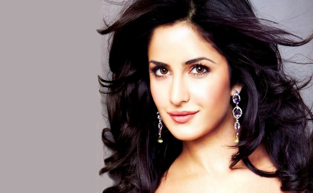 HQ Wallpapers Of Bollywood Hot And Gorgeous Actress Katrina Kapoor