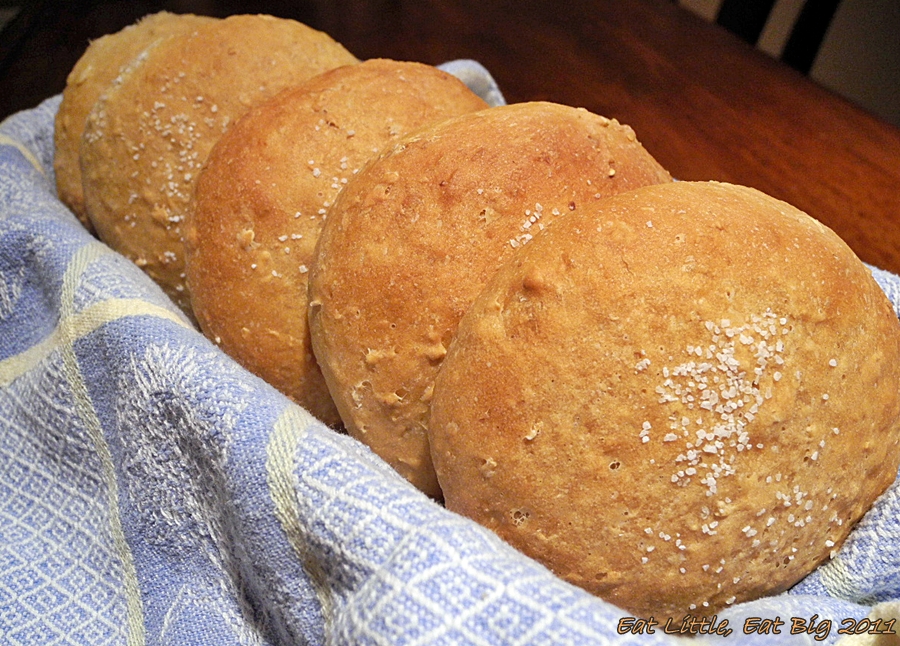 Recipe for Honey Wheat and Oatmeal Hamburger Buns Eat Little, Eat Big