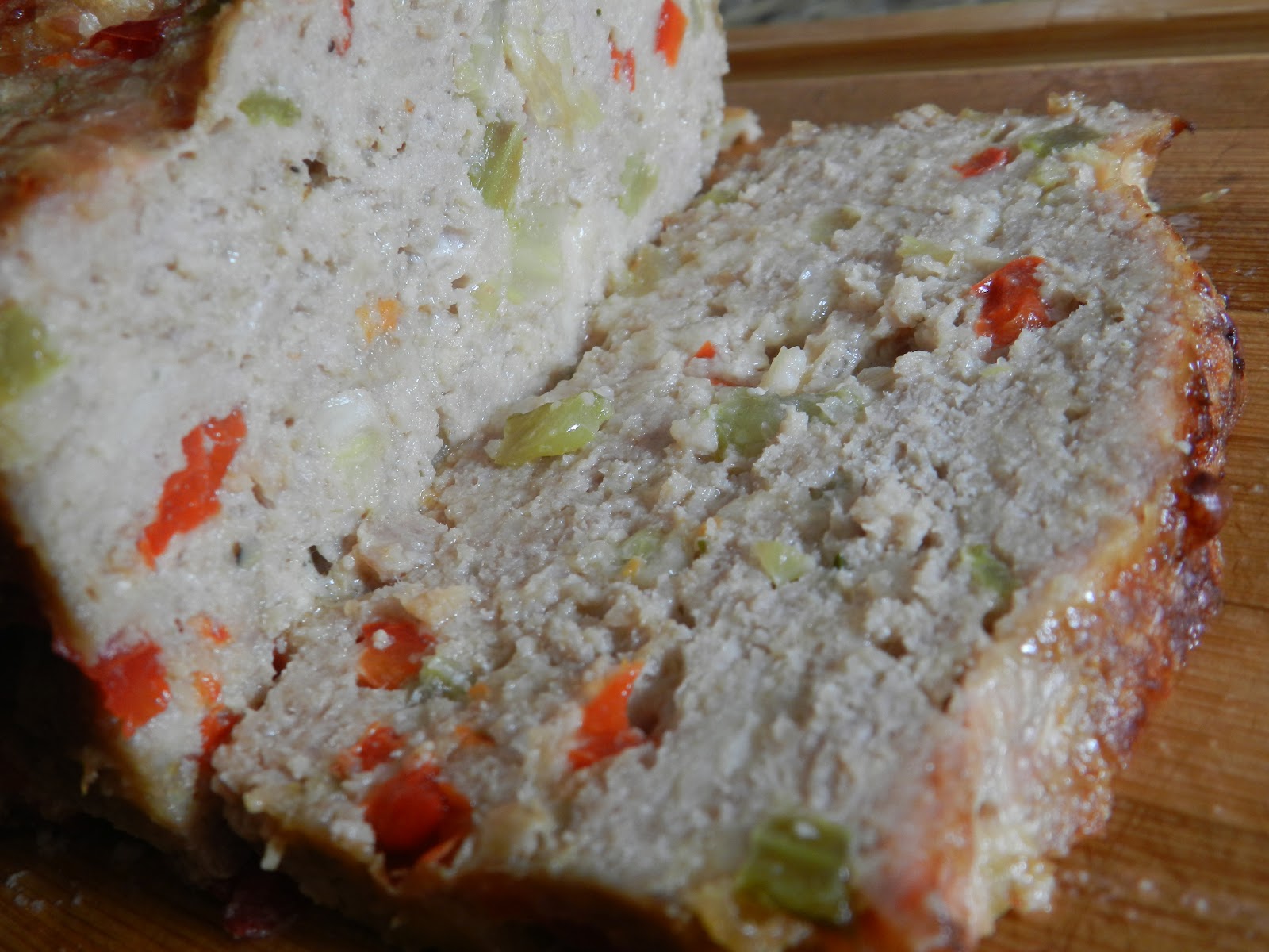Fergie's Bites: Fergie's Fennel &amp; Red Pepper Turkey Meatloaf