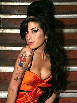 Amy Winehouse Dies