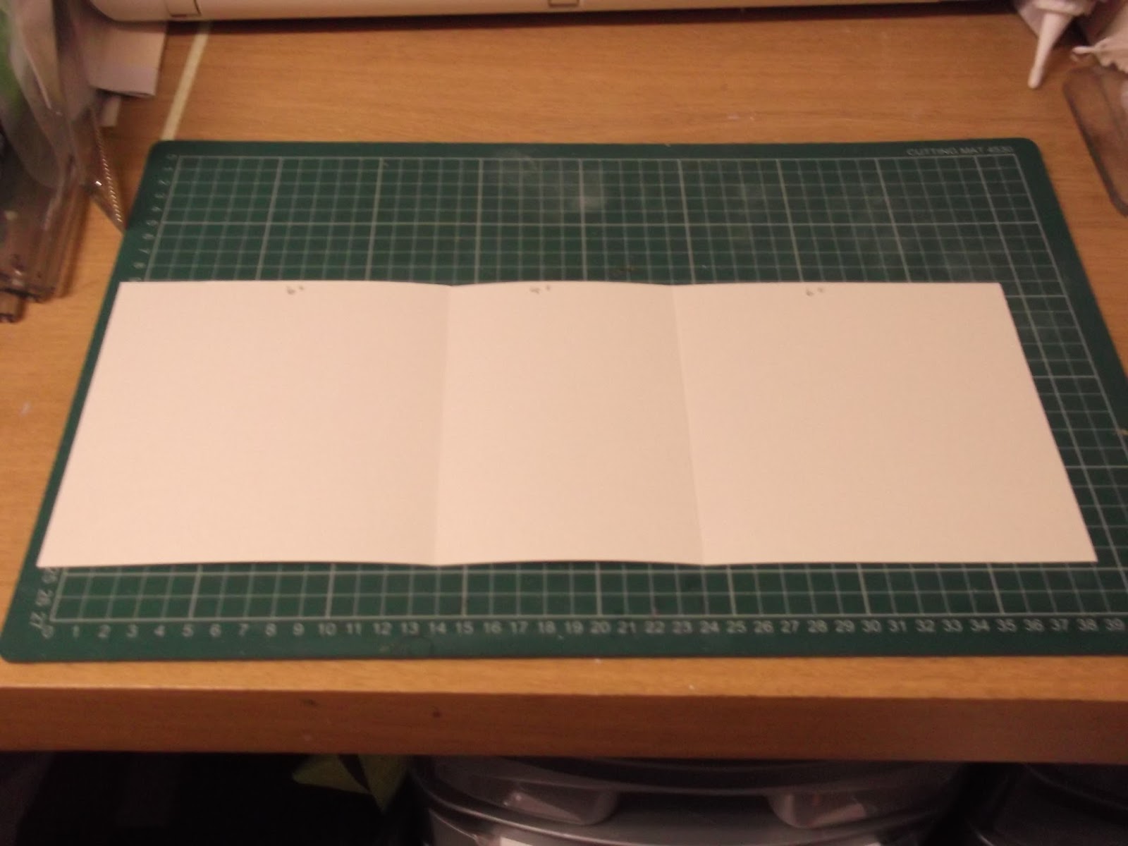 Loves to craft Just A Note Box with Tutorial!