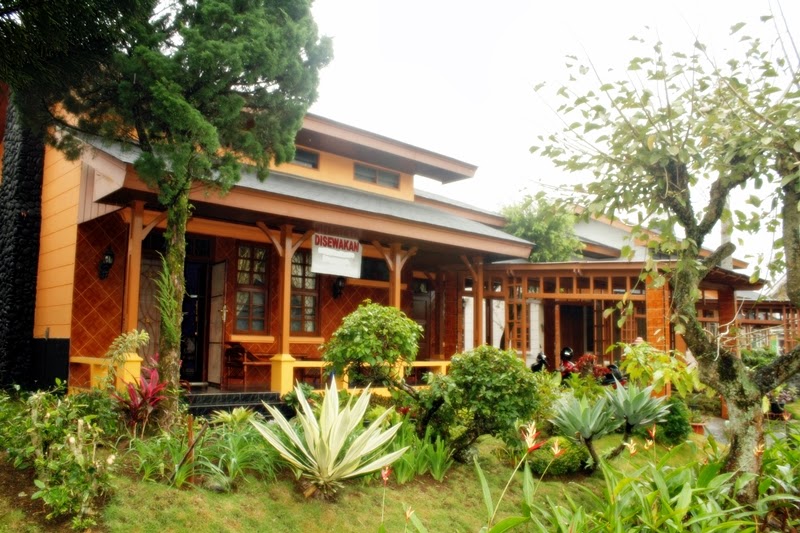 sewa villa di puncak: Harga sewa villa murah di puncak bogor