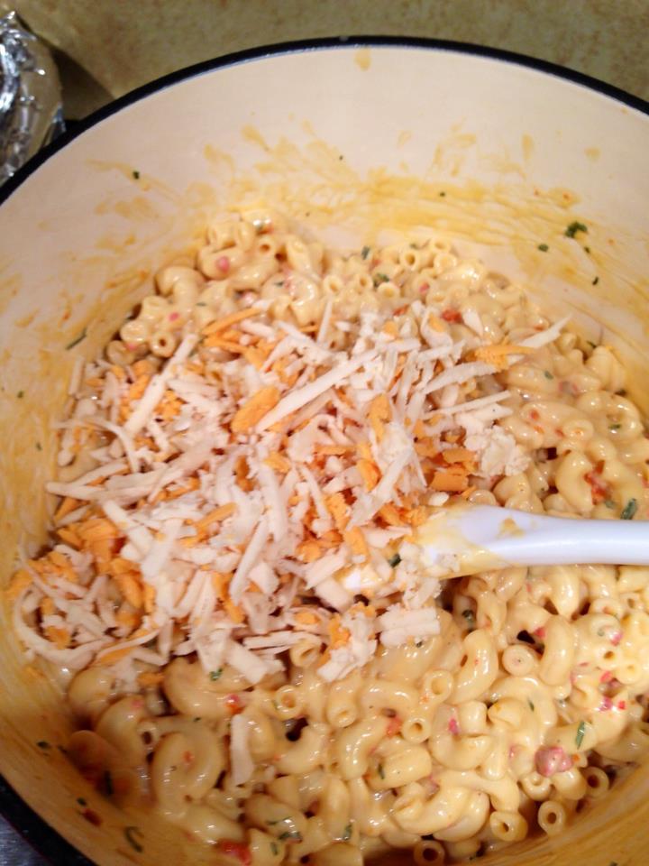 The Comforting Vegan Vegan PimentoBacon Mac & Cheese