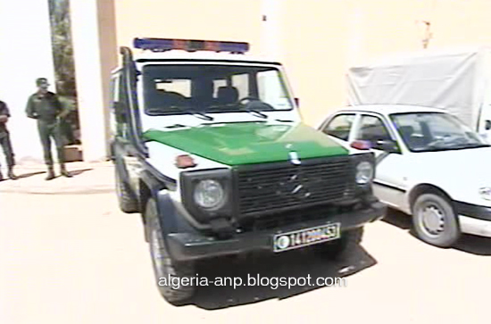 مركبات الجيش الجزائري{متجدد} - صفحة 3 Gendarmerie+nationale+mercedes