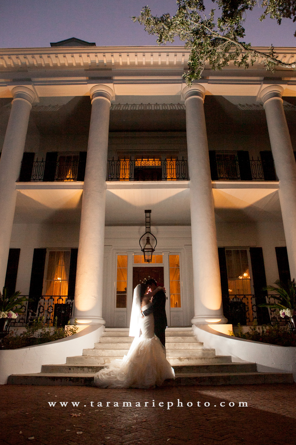 Tara Marie Photography Leslie & Patrick Juban's wedding, Dunleith