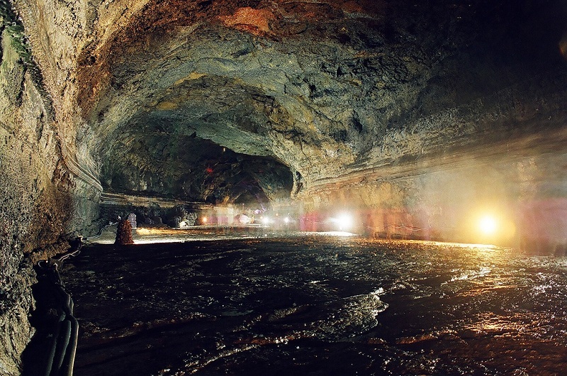 12 Imágenes de túneles sorprendentes formados por lava  Im%25C3%25A1genes+de+t%25C3%25BAneles+sorprendentes+formados+por+lava+05