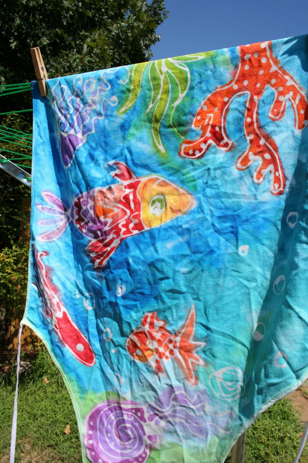 Pink and Green Mama * Elmer's Gel Glue Batik Aprons