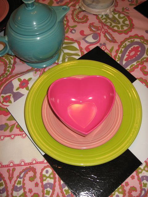 Little+girl+in+heart+shaped+box+video