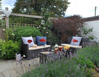 ESTILO RUSTICO: Patios Exteriores Rusticos, Mobiliario y Jardin