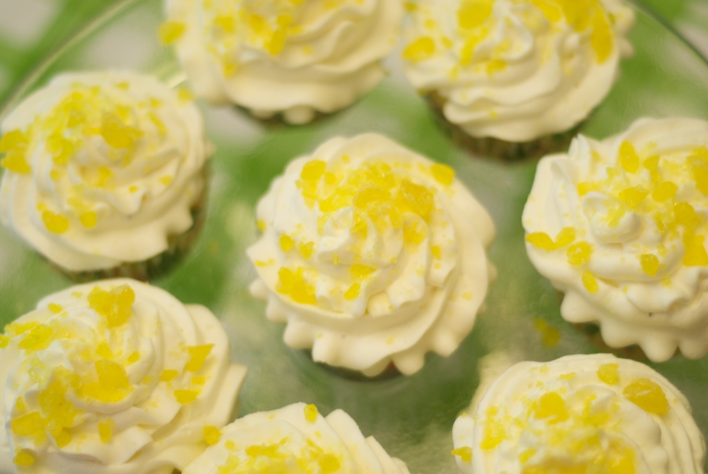 AngieMommy Gourmet Lemon Cupcakes