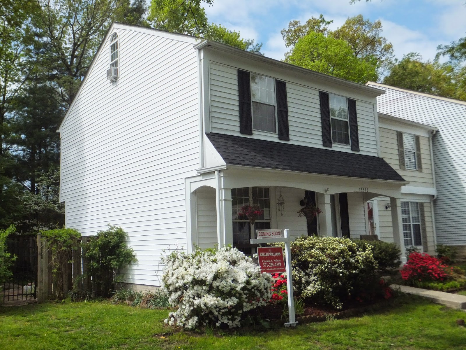 Lake Ridge Townhouse JUST LISTED