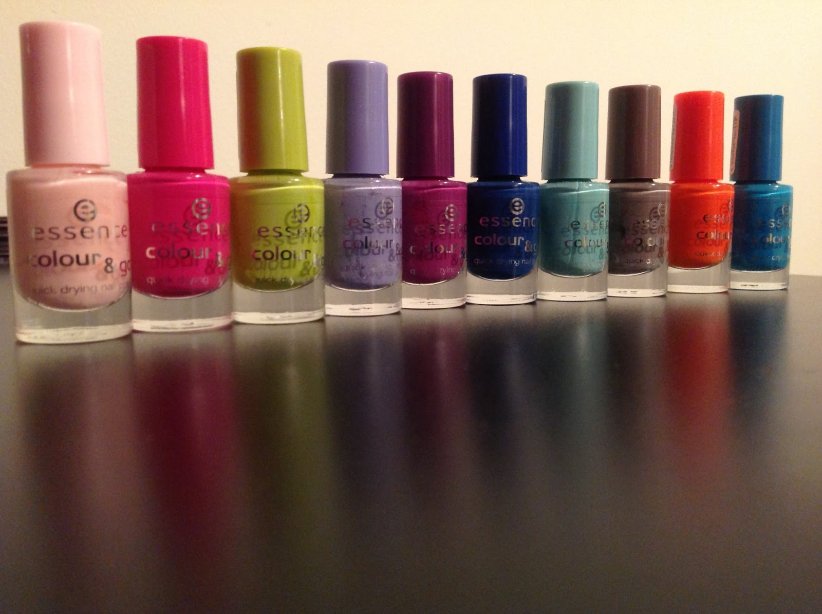 essence nail color thje satin