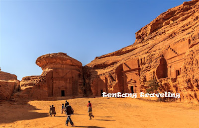 Bangunan batu Madain Saleh Arab Saudi foto Dani Rosyadi