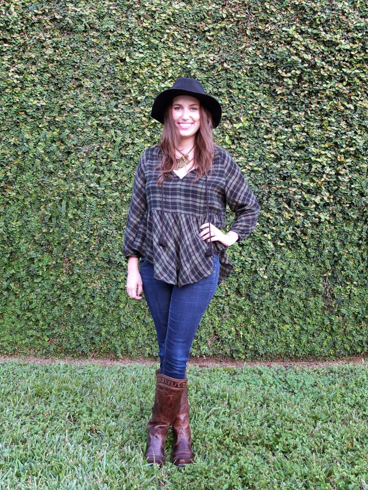 Anthropologie Plaid Peasant Top, Anthropologie Green Top, Anthropologie Green Plaid Top, Trendy in Texas, Fall Fashion, Trendy in Texas Fall Style, Black Floppy Felt Hat, Black Floppy Hat, Ariat Boots, Western Boots, Cavender's, Ariat Cavander's Boots, Houston Cowboy Boots, Ariat Sahara Boots