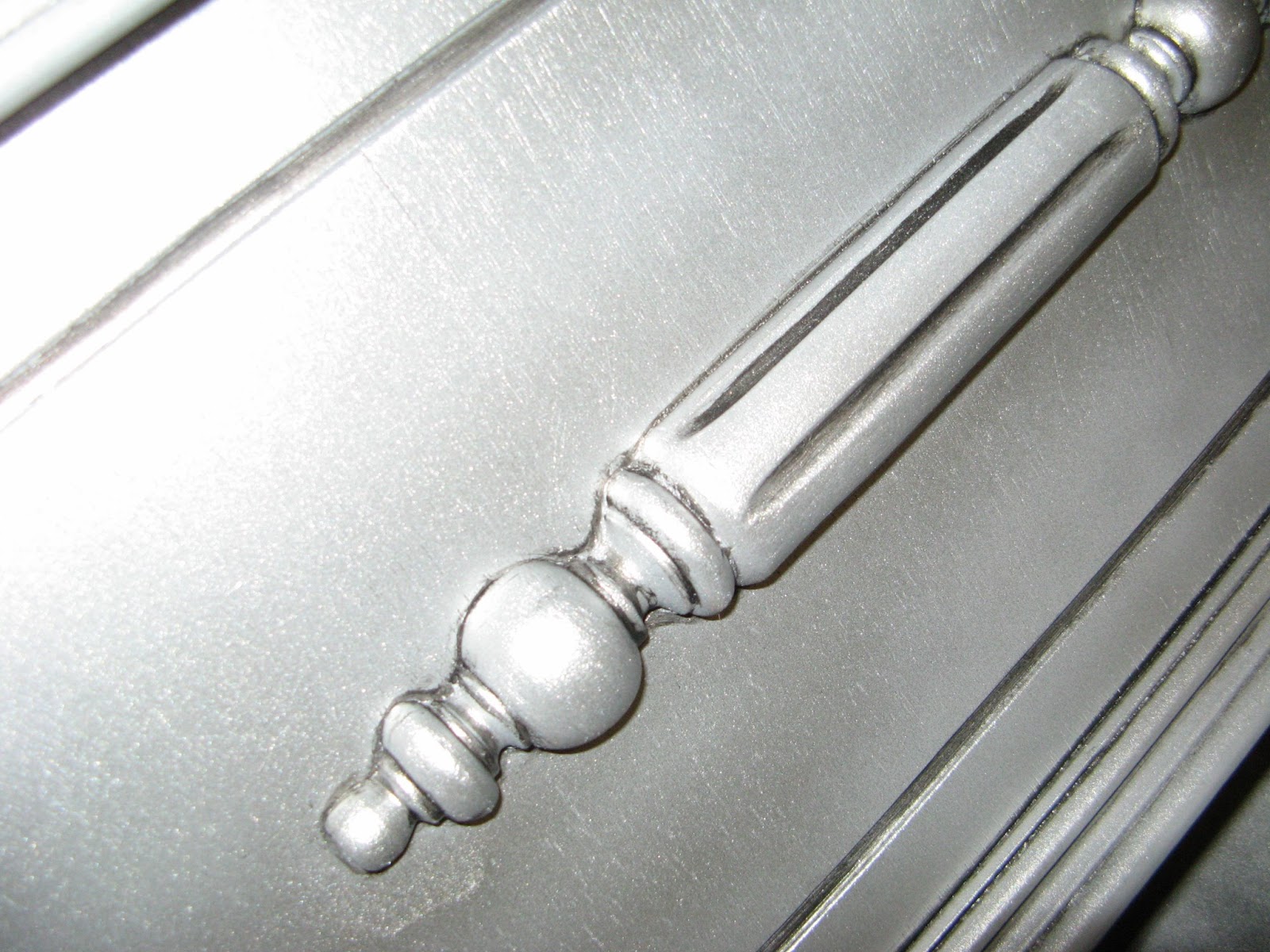 Susan Snyder ANTIQUE SILVER PAINT FINISH