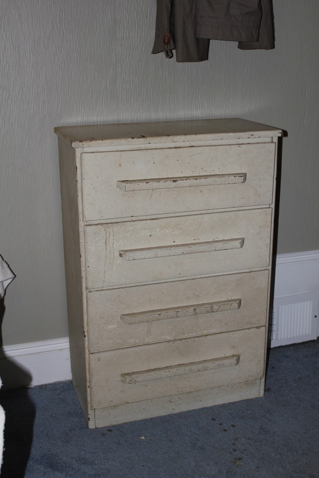 We're moving to the beach! DIY Repaint of 10 Auction Dresser