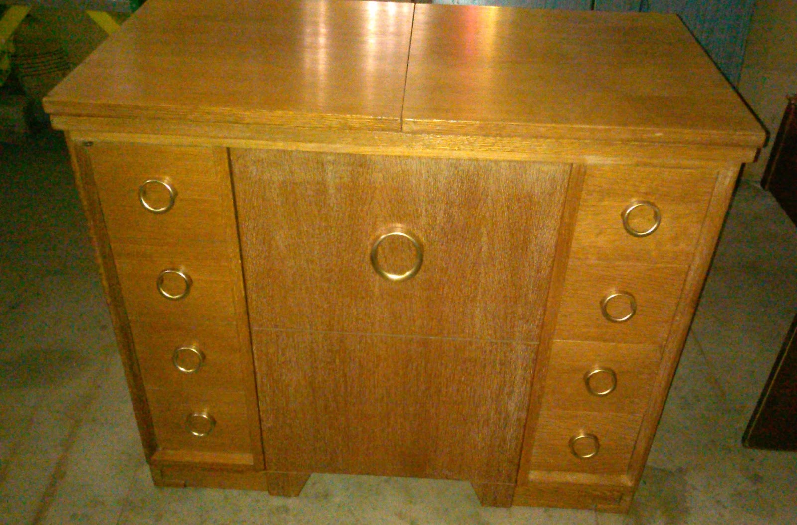 Sewing Machine Mavin: What Was Old Is New Again