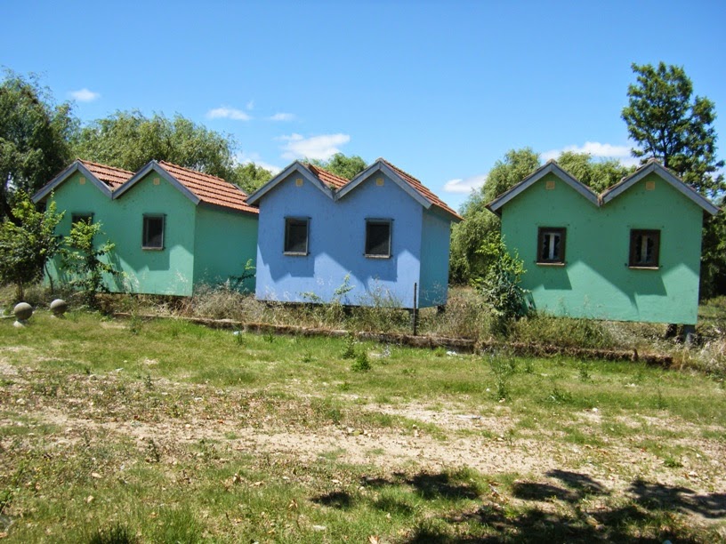 Casas recuperadas mas já com sinais de abandono