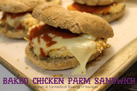 Baked Chicken Parmesan - panko-crusted baked chicken topped with fontina cheese and marinara on a roll. #chickenparmesan #chicken #sandwich