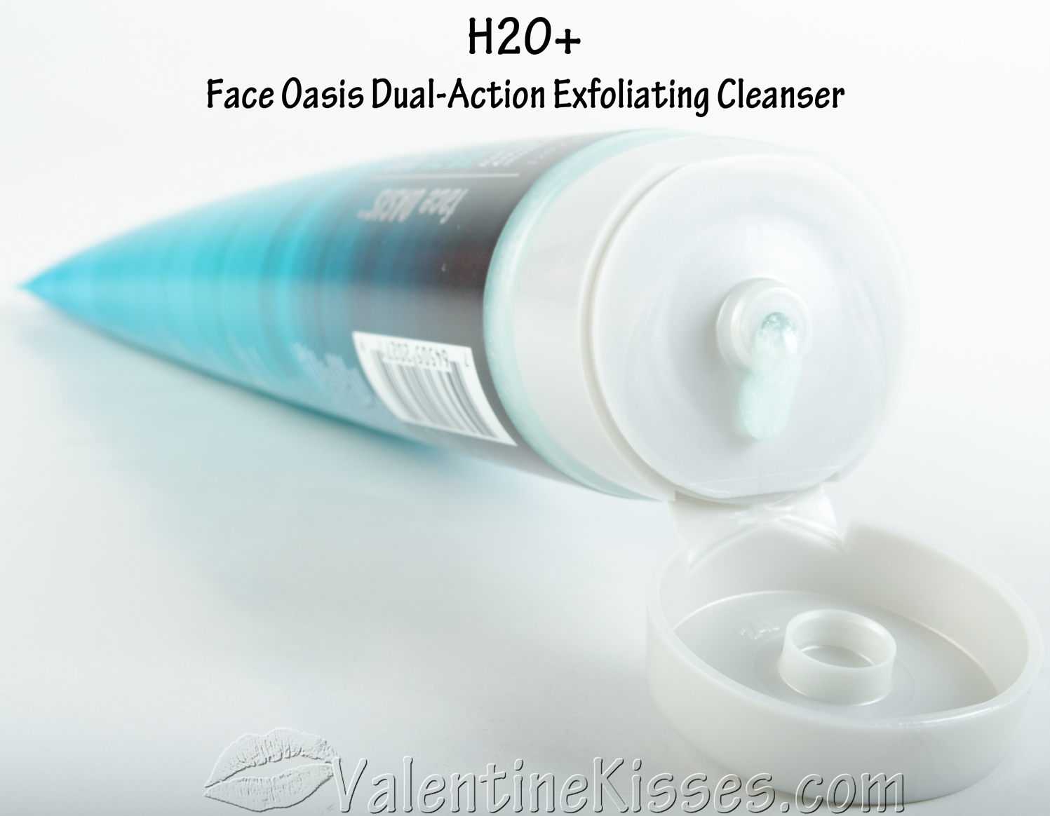 Valentine Kisses H20+ Face Oasis DualAction Exfoliating Cleanser and