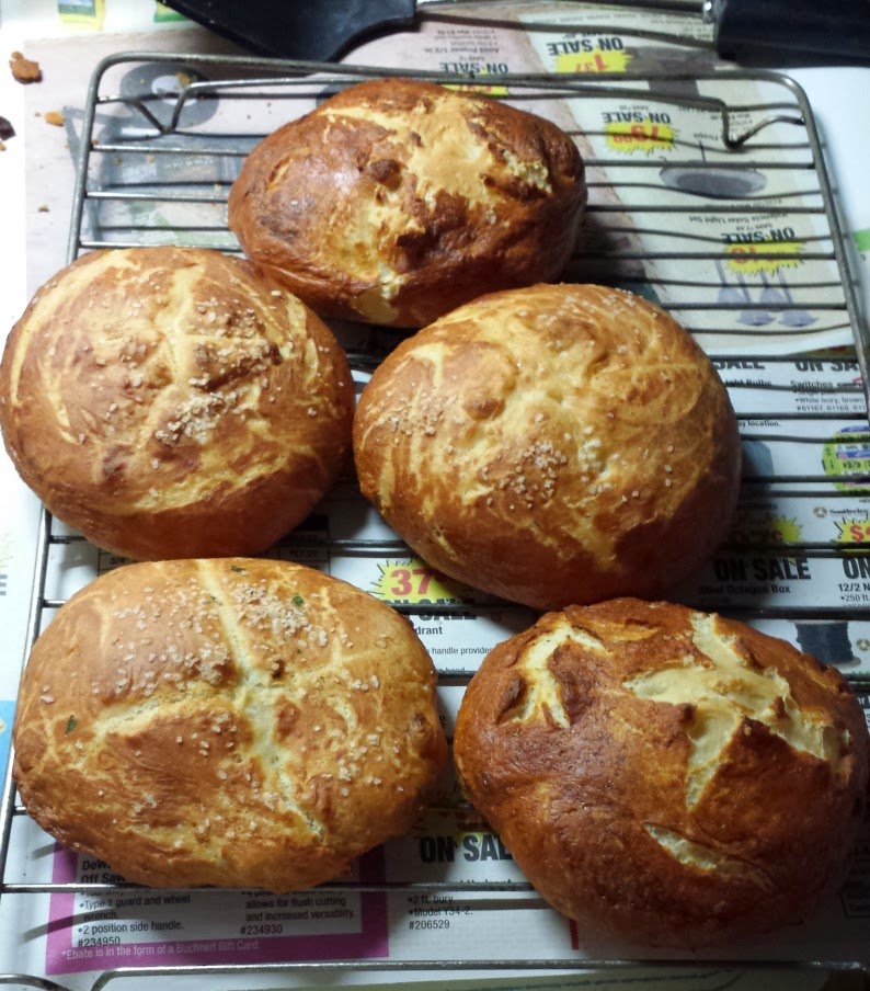 Piehole Midwest Bake Some Pretzel Sandwich Buns Recipe