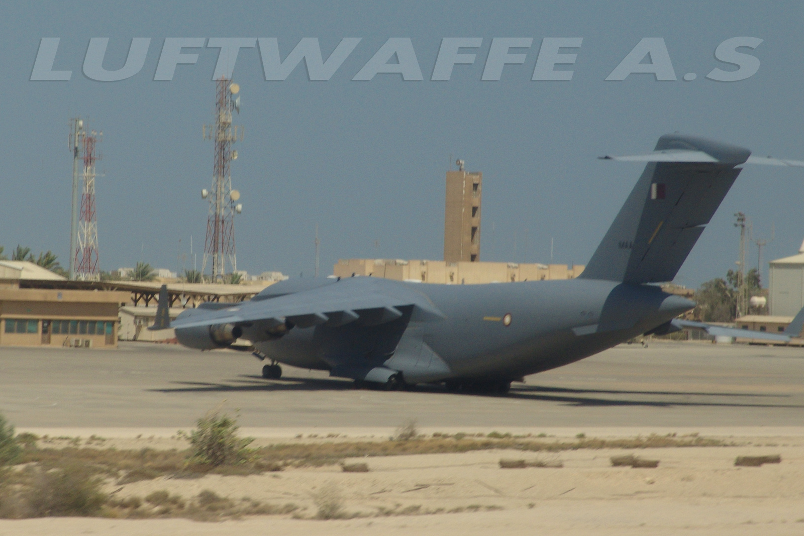 Qatar Armed Forces - Page 3 8-C-17+Globemaster+III
