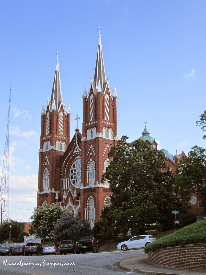 In Macon St Joseph Catholic Church of Macon